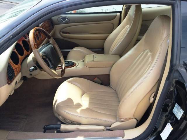 Left hand drive car JAGUAR XK8 (01/07/2000) - 