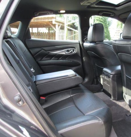 left hand drive INFINITI Q70 (01/11/2014) -  