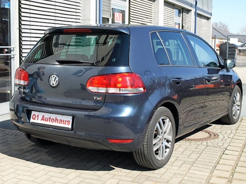 lhd car VOLKSWAGEN GOLF (01/01/2011) - 