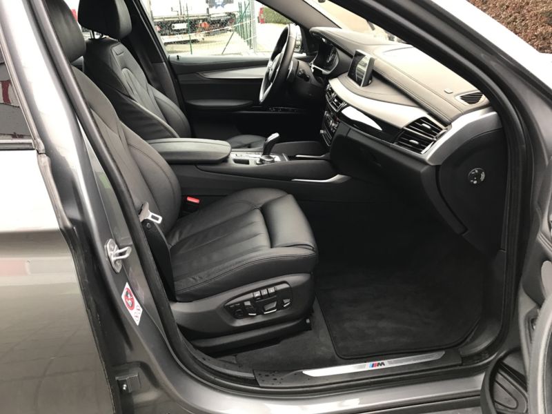 left hand drive BMW X6 (01/11/2015) -  