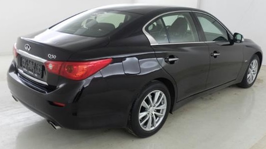 Left hand drive INFINITI Q50 2.2 D Premium Tech