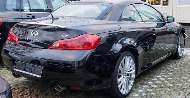 Left hand drive INFINITI Q60 3,7 CABRIO (Navi Xenon Leder Klima Einparkhilfe el