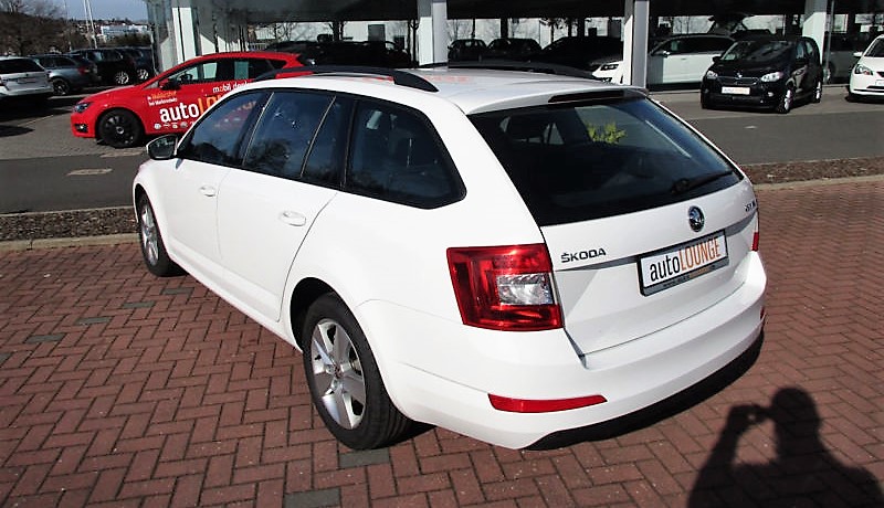 SKODA OCTAVIA (01/02/2016) - 