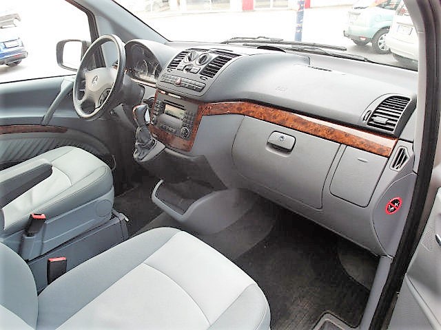 Left hand drive car MERCEDES VIANO (01/05/2010) - 