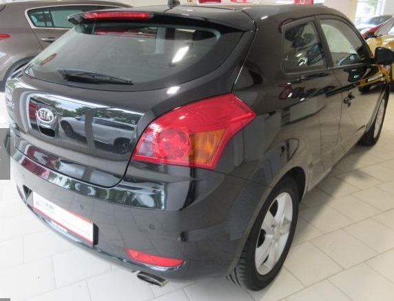 Left hand drive KIA PRO CEED 1.4 CVVT Edition 7 Navi Sitzheizung Klimaautomatik