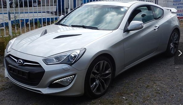 Left hand drive HYUNDAI COUPE Genesis Coupe 2.0 T Sport