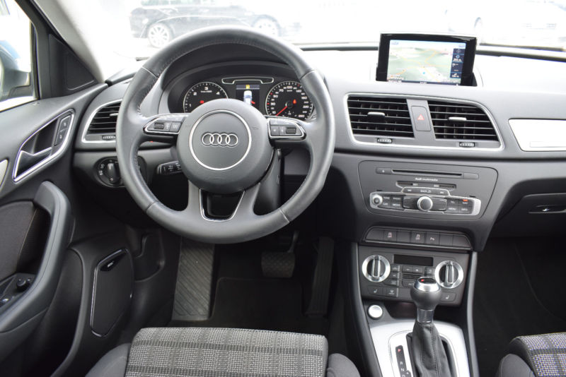 left hand drive AUDI Q3 (01/12/2012) -  