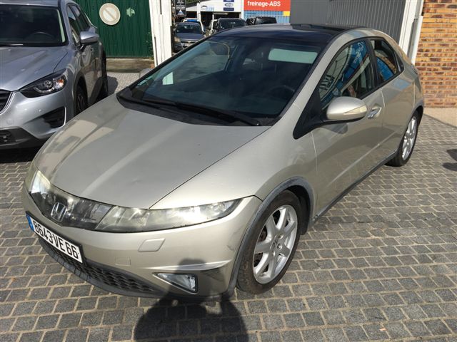 Left hand drive HONDA CIVIC 1.8 EXECUTIVE FRENCH REG