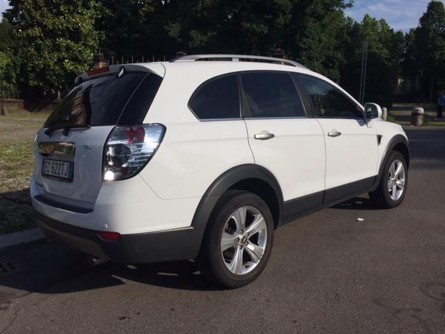 Left hand drive CHEVROLET CAPTIVA  2.0 VCDi LTZ 7 SEATS