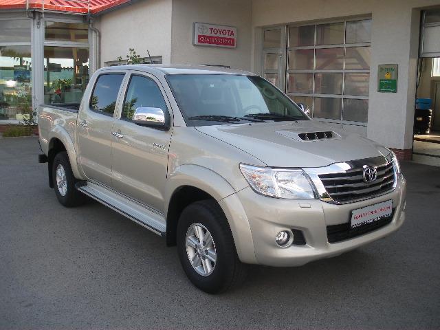 TOYOTA HILUX (01/03/2014) - 