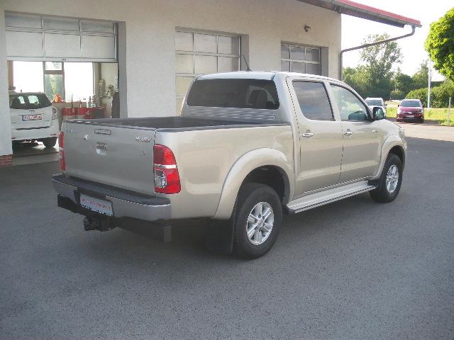 TOYOTA HILUX (01/03/2014) - 