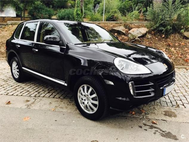 Left hand drive PORSCHE CAYENNE 3.0 V6 SPANISH REG