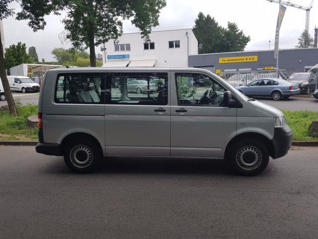 Left hand drive VOLKSWAGEN MULTIVAN 2.5 DIESEL 7 SEATS KOMBI