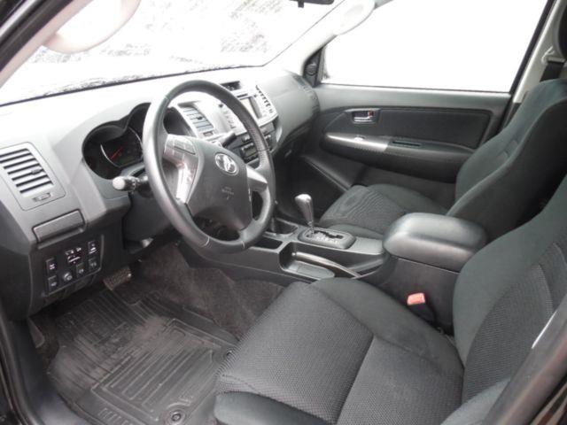 Left hand drive car TOYOTA HILUX (01/10/2015) - 