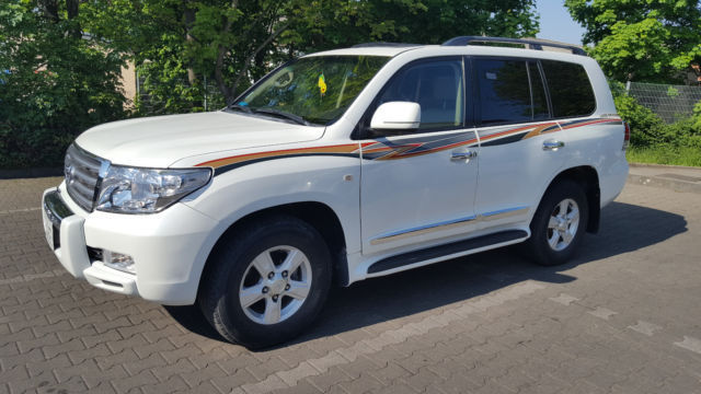 TOYOTA LANDCRUISER (01/01/2009) - 