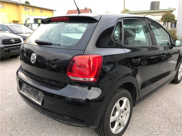 lhd car VOLKSWAGEN POLO (01/09/2010) - 