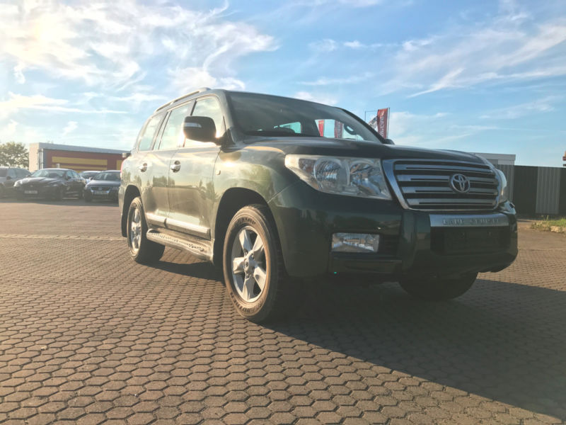 lhd car TOYOTA LANDCRUISER (01/07/2010) - 