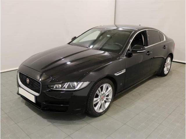 Left hand drive JAGUAR XE 2.0 D Turbo 180CV 