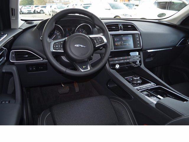 left hand drive JAGUAR F-PACE (01/04/2017) -  