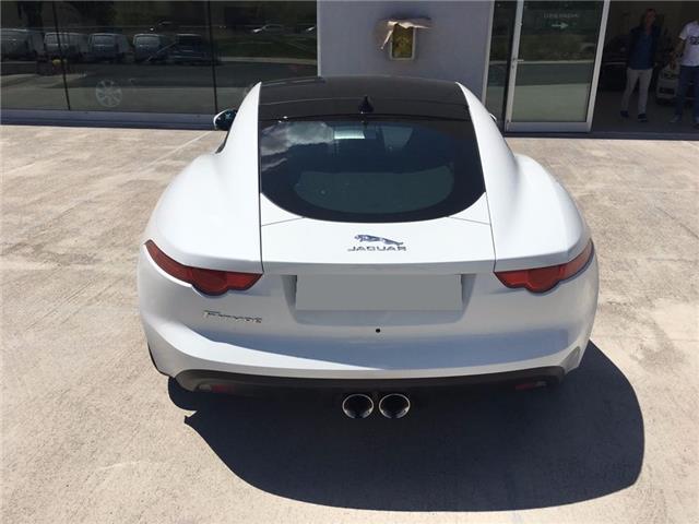 Left hand drive car JAGUAR F-TYPE (01/03/2017) - 