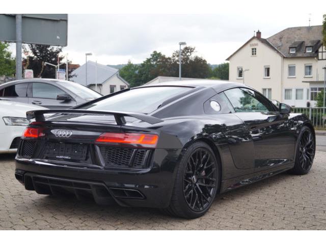 Left hand drive car AUDI R8 (01/01/2016) - 