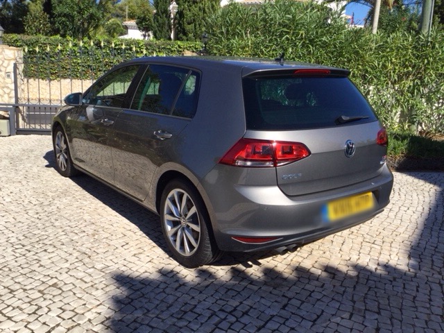 Left hand drive car VOLKSWAGEN GOLF (01/01/2015) - 