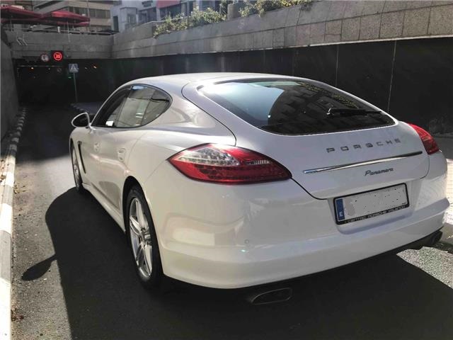 Left hand drive PORSCHE PANAMERA Diesel , LL 19