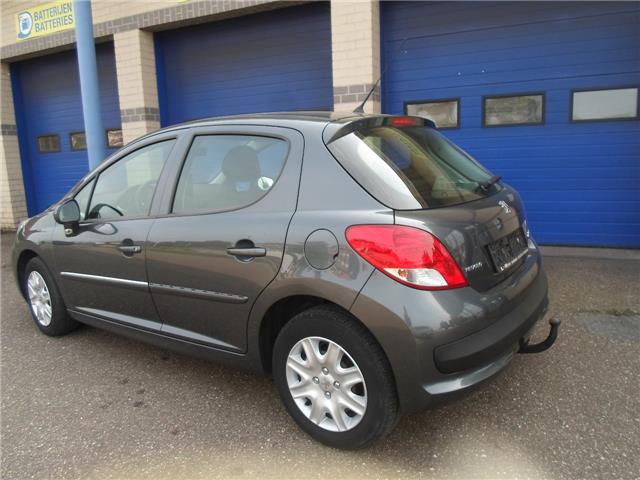 PEUGEOT 207 (01/06/2014) - 