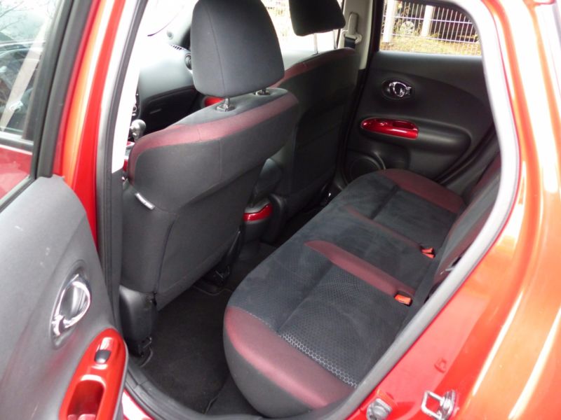 left hand drive NISSAN JUKE (01/10/2011) -  