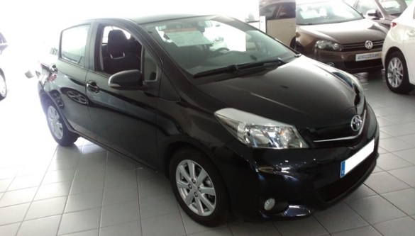 TOYOTA YARIS (01/01/2013) - 