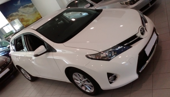 TOYOTA AURIS (01/01/2014) - 