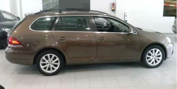 VOLKSWAGEN GOLF (01/01/2011) - 