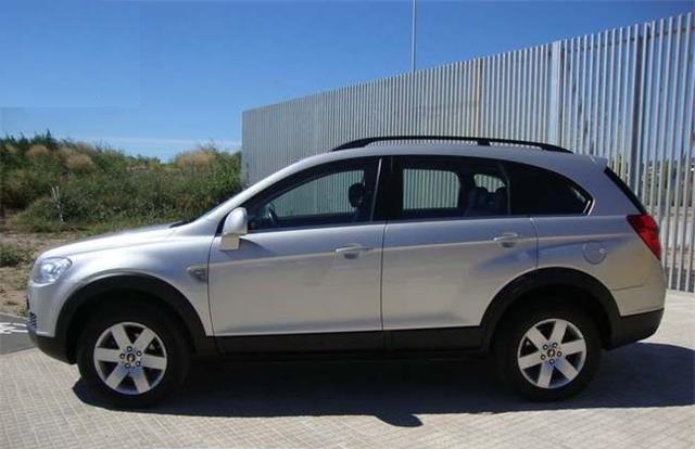 Left hand drive CHEVROLET CAPTIVA 2.0 VCDI 16V LT 7 Plazas Spanish Reg