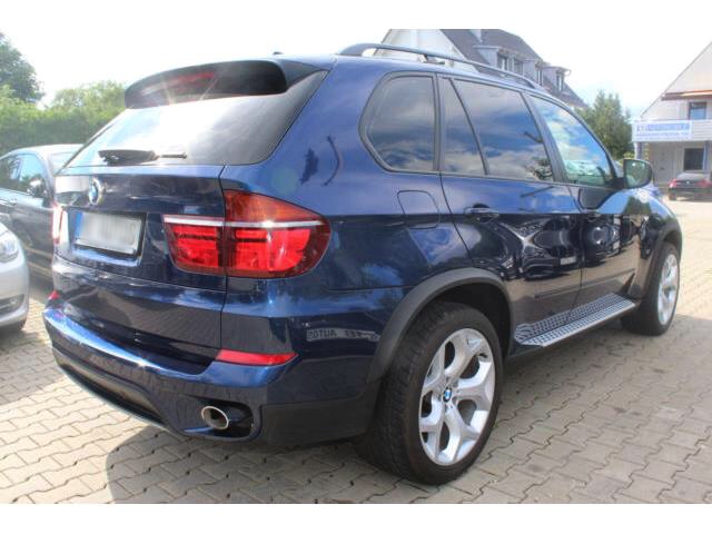 Left hand drive car BMW X5 (01/01/2012) - 