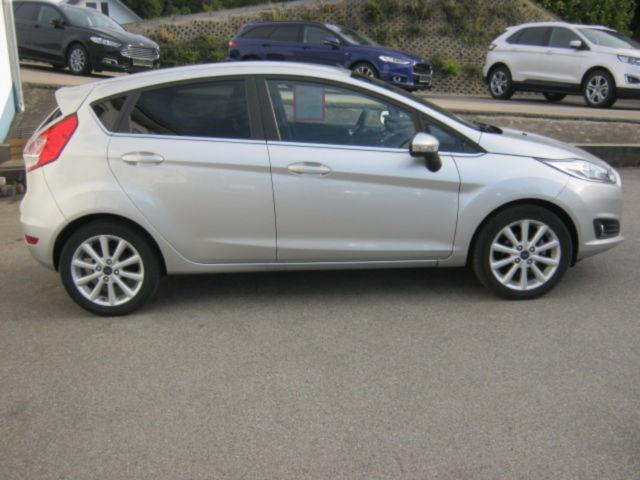 lhd car FORD FIESTA (01/03/2016) - 