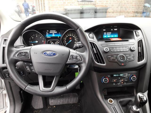 Left hand drive car FORD Focus (01/04/2016) - 
