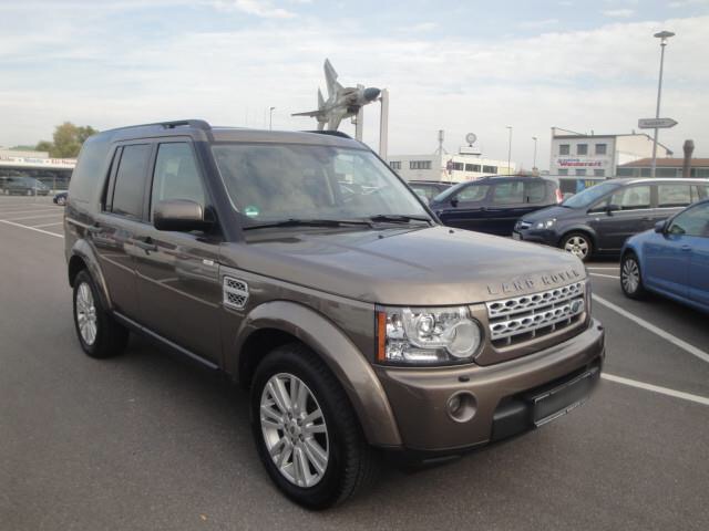 Left hand drive LANDROVER DISCOVERY TD V6 7 SEATS