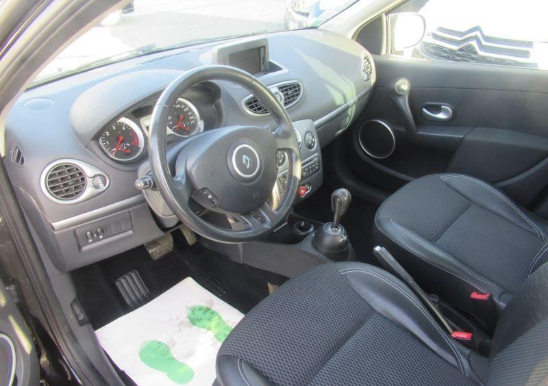 Left hand drive car RENAULT CLIO (01/04/2010) - 