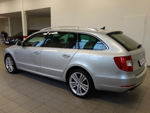 left hand drive SKODA SUPERB (01/04/2015) -  