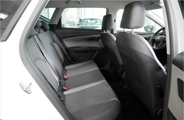 left hand drive SEAT LEON (01/06/2015) -  