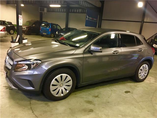 Left hand drive MERCEDES GLA 200