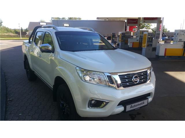 Left hand drive NISSAN NAVARA Double Cap 2.3 dCi