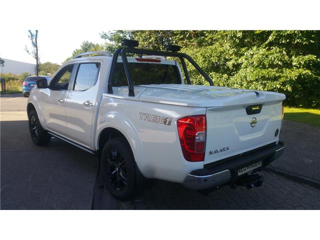 Left hand drive NISSAN NAVARA Double Cap 2.3 dCi