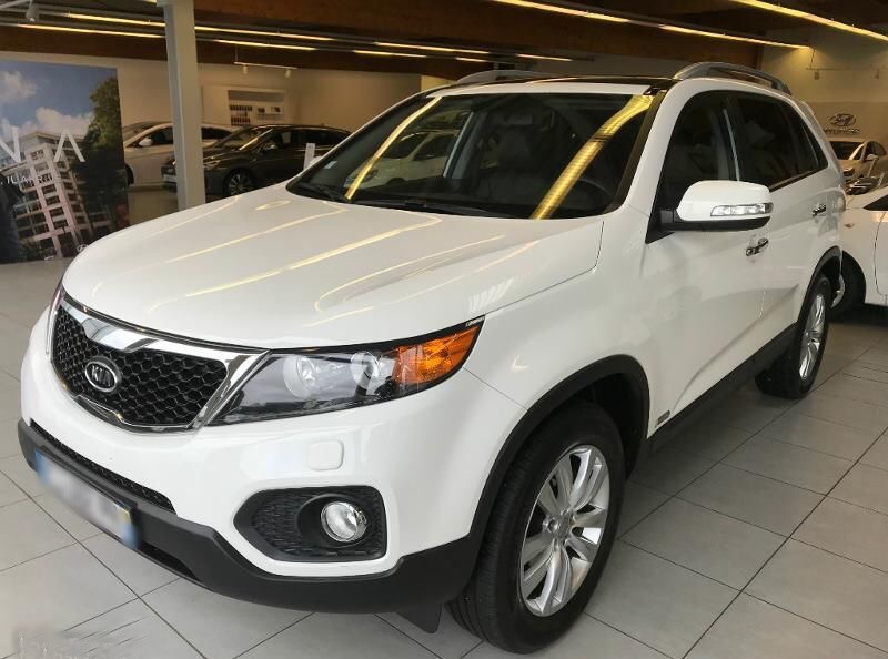 Left hand drive KIA SORENTO 2.2 FAP Premium Navi 7 seats french reg