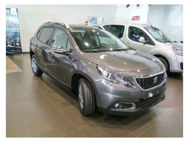 Left hand drive PEUGEOT 2008 Style 1.6