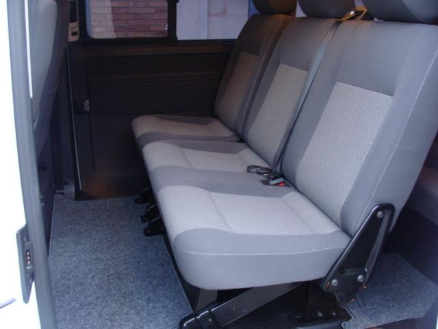 Left hand drive car VOLKSWAGEN CARAVELLE (01/01/212) - 