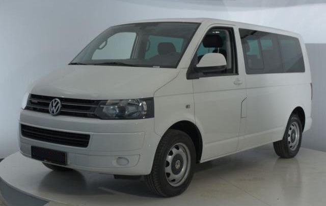 Left hand drive VOLKSWAGEN MULTIVAN T5 Multivan Startline