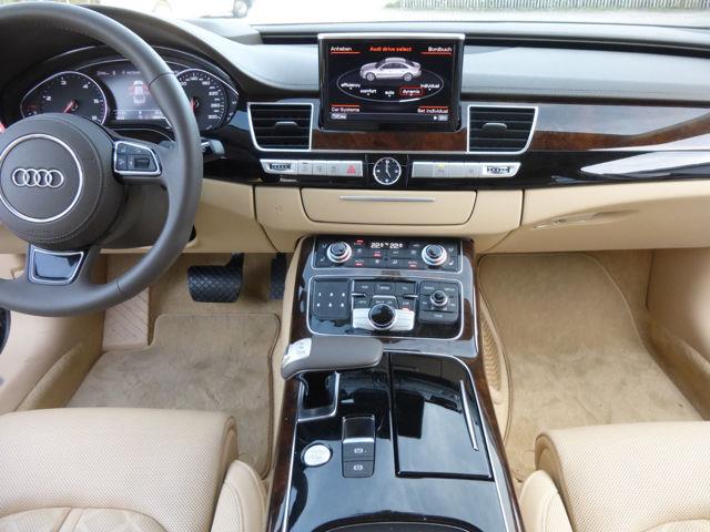 AUDI A8 (01/03/2017) - 