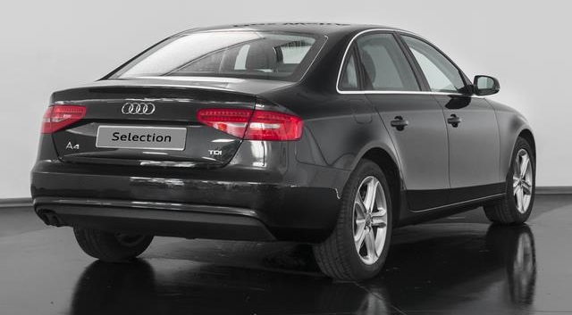 lhd car AUDI A4 (01/08/2013) - 