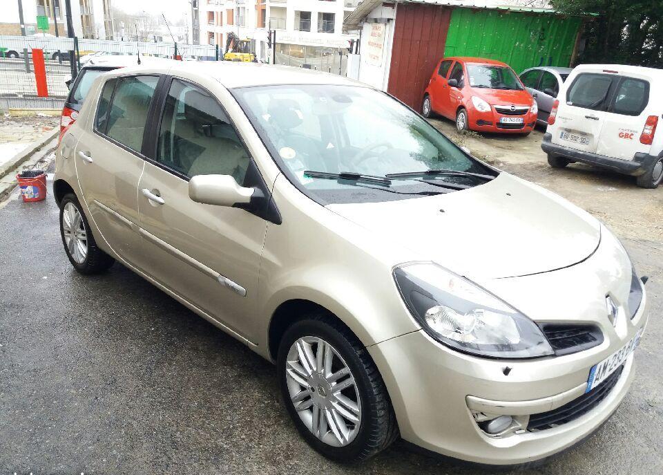 lhd RENAULT CLIO (01/05/2005) - 